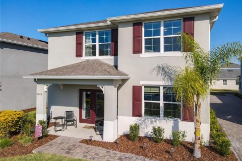 Townhouse in New Smyrna Beach, Florida 3 bedrooms, 149.94 sq.m. № 2148296