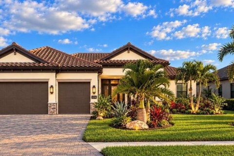 House in LORRAINE LAKES in Bradenton, Florida 4 bedrooms, 305.18 sq.m. № 2391007