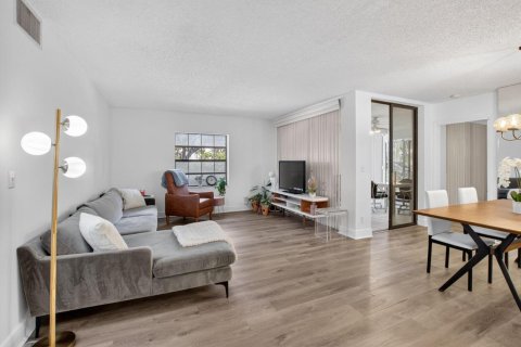 Condo in Boynton Beach, Florida, 3 bedrooms  № 2247905 - photo 24