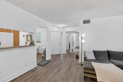Condo in Boynton Beach, Florida, 3 bedrooms  № 2247905 - photo 22
