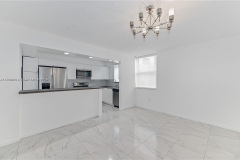 Condo in Aventura, Florida, 3 bedrooms  № 1940732 - photo 1