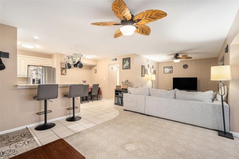 Copropriété à vendre à New Port Richey, Floride: 2 chambres, 101.08 m2 № 1872781 - photo 12