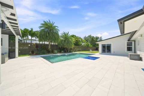 Casa en venta en Miami, Florida, 4 dormitorios, 229.56 m2 № 2382712 - foto 14