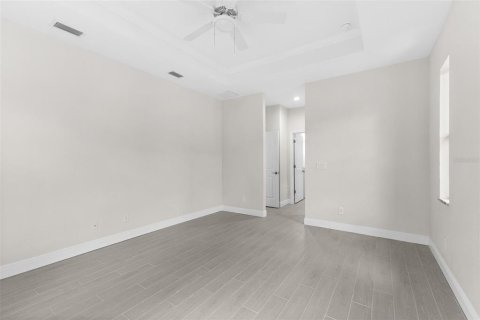 Casa en venta en North Port, Florida, 3 dormitorios, 156.35 m2 № 2099230 - foto 16