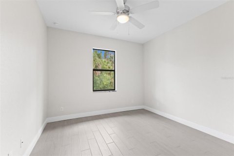 Casa en venta en North Port, Florida, 3 dormitorios, 156.35 m2 № 2099230 - foto 20