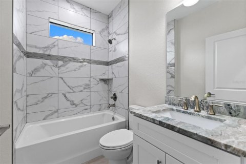 Casa en venta en North Port, Florida, 3 dormitorios, 156.35 m2 № 2099230 - foto 19