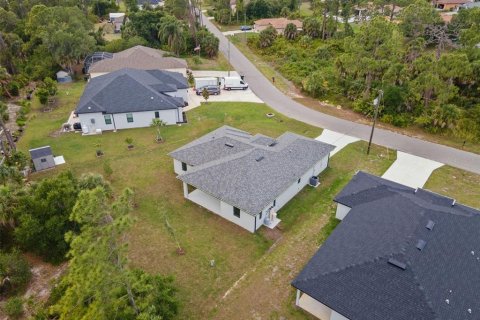 Casa en venta en North Port, Florida, 3 dormitorios, 156.35 m2 № 2099230 - foto 25