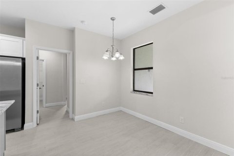 Casa en venta en North Port, Florida, 3 dormitorios, 156.35 m2 № 2099230 - foto 9