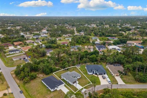 Casa en venta en North Port, Florida, 3 dormitorios, 156.35 m2 № 2099230 - foto 27