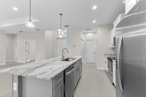 Casa en venta en North Port, Florida, 3 dormitorios, 156.35 m2 № 2099230 - foto 11