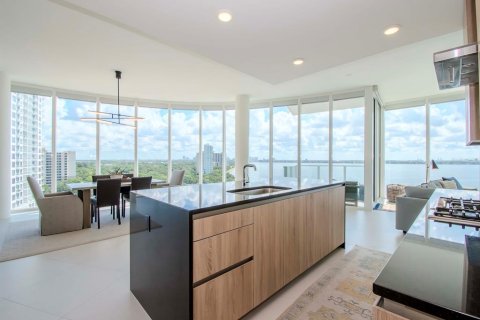 Condominio en alquiler en Tampa, Florida, 3 dormitorios, 281.59 m2 № 2299407 - foto 19