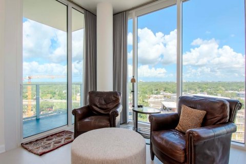 Condominio en alquiler en Tampa, Florida, 3 dormitorios, 281.59 m2 № 2299407 - foto 27
