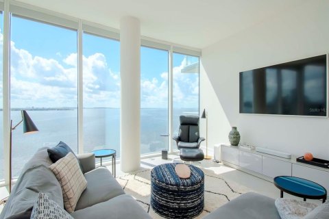 Condominio en alquiler en Tampa, Florida, 3 dormitorios, 281.59 m2 № 2299407 - foto 22