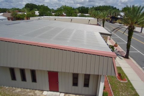 Commercial property in Auburndale, Florida 466.18 sq.m. № 2110110 - photo 25