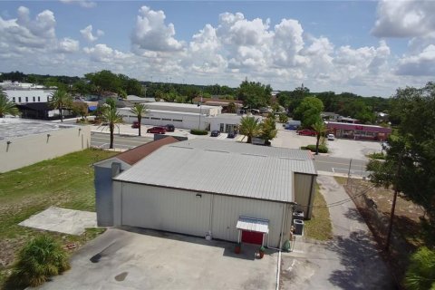 Commercial property in Auburndale, Florida 466.18 sq.m. № 2110110 - photo 23