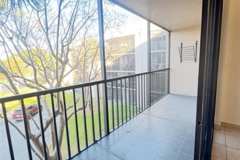 Copropriété à vendre à Miami, Floride: 3 chambres, 96.62 m2 № 1958545 - photo 19