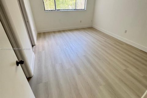 Copropriété à vendre à Miami, Floride: 3 chambres, 96.62 m2 № 1958545 - photo 9