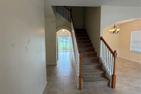 Villa ou maison à louer à Wesley Chapel, Floride: 4 chambres, 219.62 m2 № 2228200 - photo 3