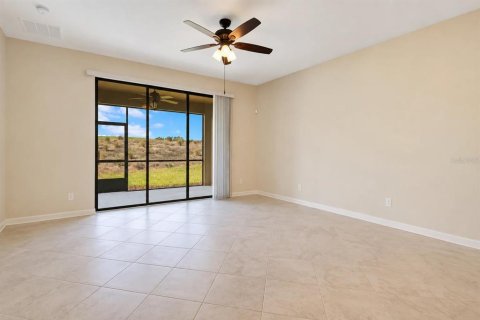 Copropriété à vendre à Davenport, Floride: 2 chambres, 130.9 m2 № 2308707 - photo 4