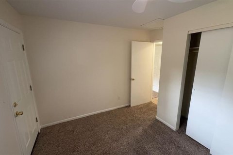 Appartement à louer à Zephyrhills, Floride: 2 chambres, 75.25 m2 № 2285150 - photo 24