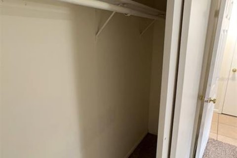 Appartement à louer à Zephyrhills, Floride: 2 chambres, 75.25 m2 № 2285150 - photo 17