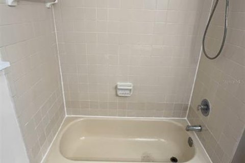 Appartement à louer à Zephyrhills, Floride: 2 chambres, 75.25 m2 № 2285150 - photo 21