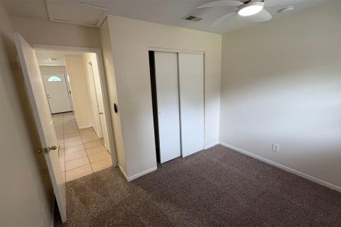 Appartement à louer à Zephyrhills, Floride: 2 chambres, 75.25 m2 № 2285150 - photo 25