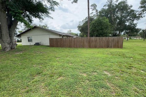 Appartement à louer à Zephyrhills, Floride: 2 chambres, 75.25 m2 № 2285150 - photo 29