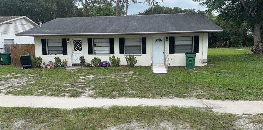 Appartement à Zephyrhills, Floride 2 chambres, 75.25 m2 № 2285150