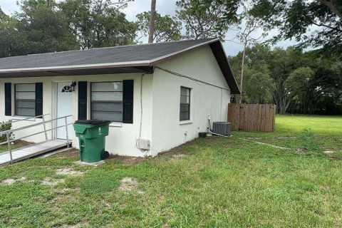 Appartement à louer à Zephyrhills, Floride: 2 chambres, 75.25 m2 № 2285150 - photo 3
