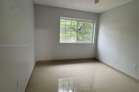 Copropriété à louer à Miramar, Floride: 3 chambres, 104.52 m2 № 1941743 - photo 13