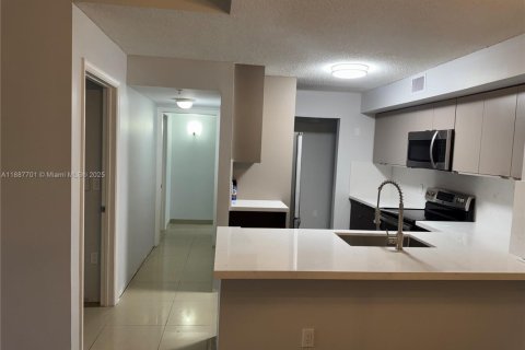 Copropriété à louer à Miramar, Floride: 3 chambres, 104.52 m2 № 1941743 - photo 3