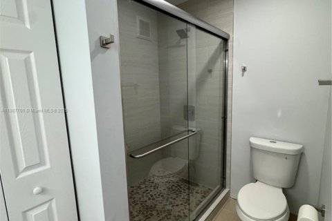 Copropriété à louer à Miramar, Floride: 3 chambres, 104.52 m2 № 1941743 - photo 5