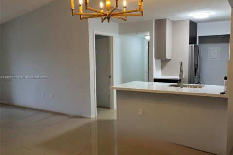 Copropriété à louer à Miramar, Floride: 3 chambres, 104.52 m2 № 1941743 - photo 10