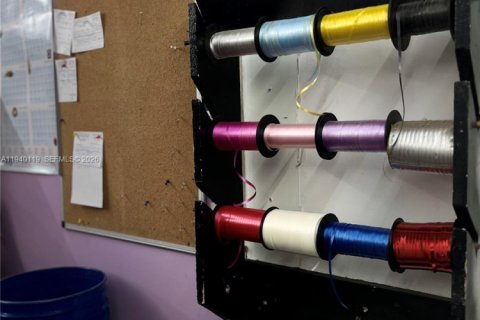 Immobilier commercial à vendre à Miami, Floride № 2000186 - photo 3