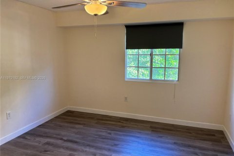 Adosado en venta en Aventura, Florida, 2 dormitorios, 122.26 m2 № 2031032 - foto 9