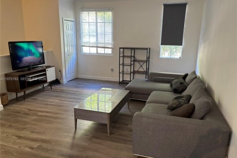 Adosado en venta en Aventura, Florida, 2 dormitorios, 122.26 m2 № 2031032 - foto 4