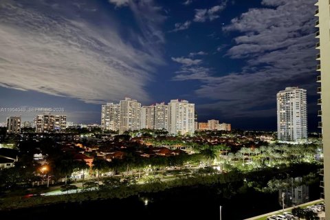 Condominio en Aventura, Florida, 2 dormitorios  № 2010446