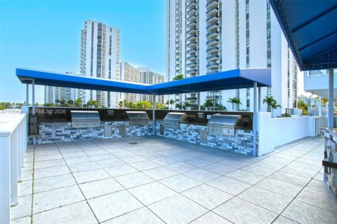 Condominio en venta en Aventura, Florida, 2 dormitorios, 90.3 m2 № 2010446 - foto 27