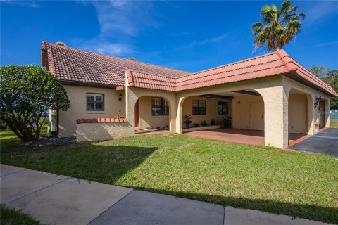 Condo in Crystal River, Florida, 3 bedrooms  № 1851723 - photo 6