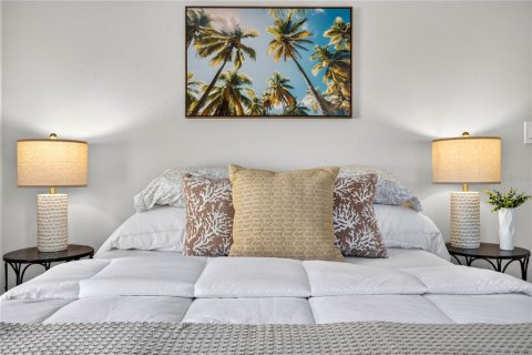 House in Palm Harbor, Florida 2 bedrooms, 74.04 sq.m. № 2258775 - photo 20