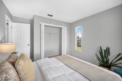 House in Palm Harbor, Florida 2 bedrooms, 74.04 sq.m. № 2258775 - photo 18