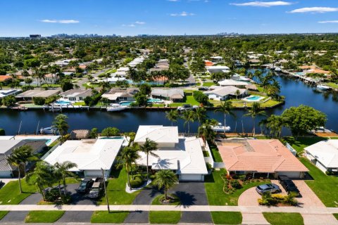 Villa ou maison à vendre à Pompano Beach, Floride: 5 chambres, 287.44 m2 № 2240941 - photo 30