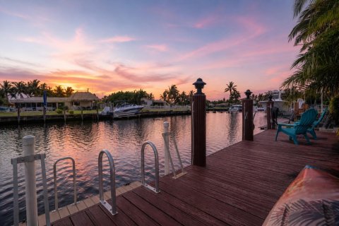 Villa ou maison à vendre à Pompano Beach, Floride: 5 chambres, 287.44 m2 № 2240941 - photo 20
