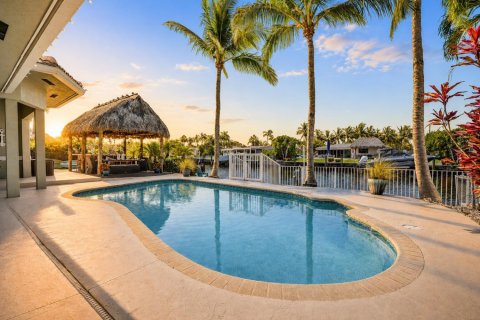 Villa ou maison à vendre à Pompano Beach, Floride: 5 chambres, 287.44 m2 № 2240941 - photo 3