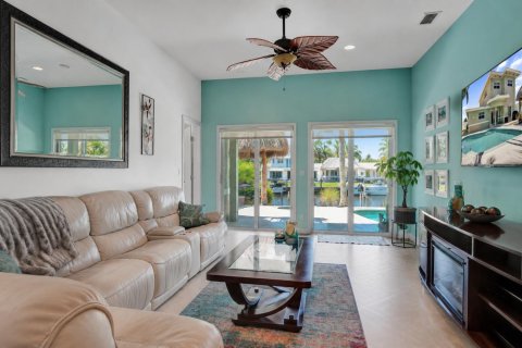 Villa ou maison à vendre à Pompano Beach, Floride: 5 chambres, 287.44 m2 № 2240941 - photo 5
