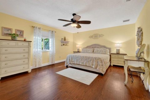House in Ponce Inlet, Florida 3 bedrooms, 167.78 sq.m. № 2102974 - photo 18