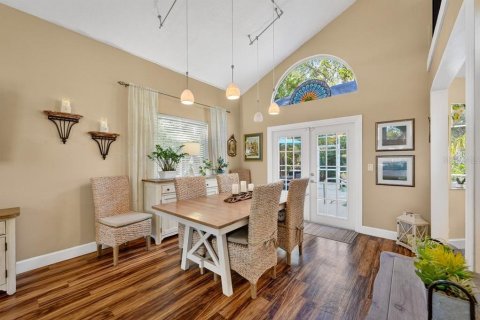 House in Ponce Inlet, Florida 3 bedrooms, 167.78 sq.m. № 2102974 - photo 9
