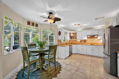 House in Ponce Inlet, Florida 3 bedrooms, 167.78 sq.m. № 2102974 - photo 11