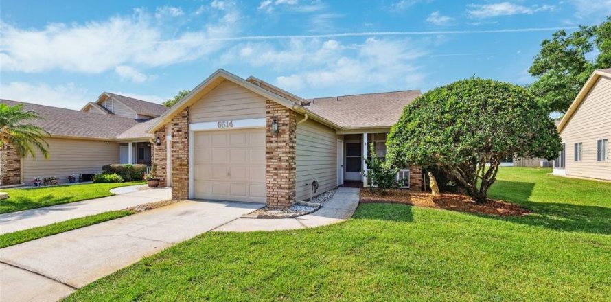 Casa en New Port Richey, Florida 2 dormitorios, 89.56 m2 № 1687408